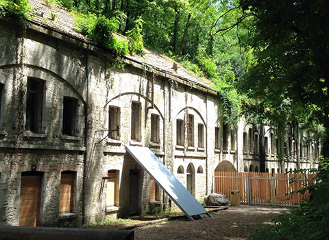 bâtiment fort de vancia vanciaventure lyon rillieux la pape