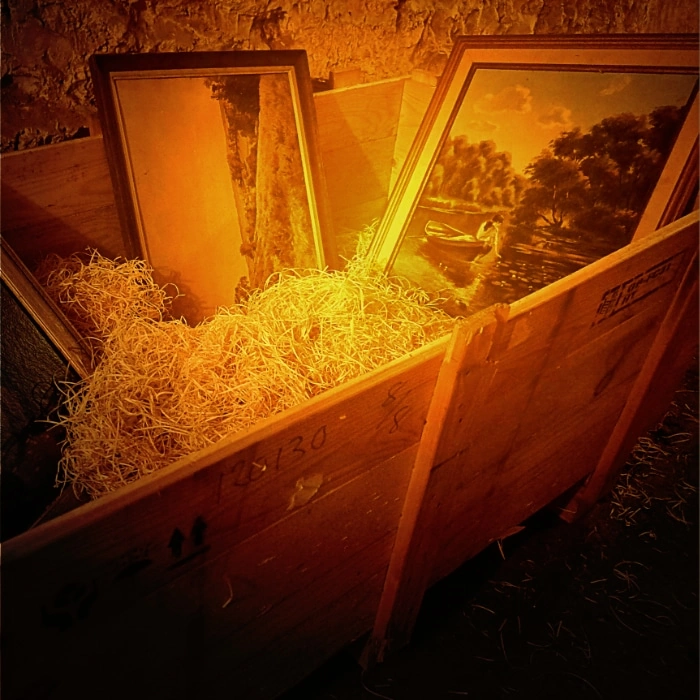 coffre rempli de tableau, trésors pour escape aventure